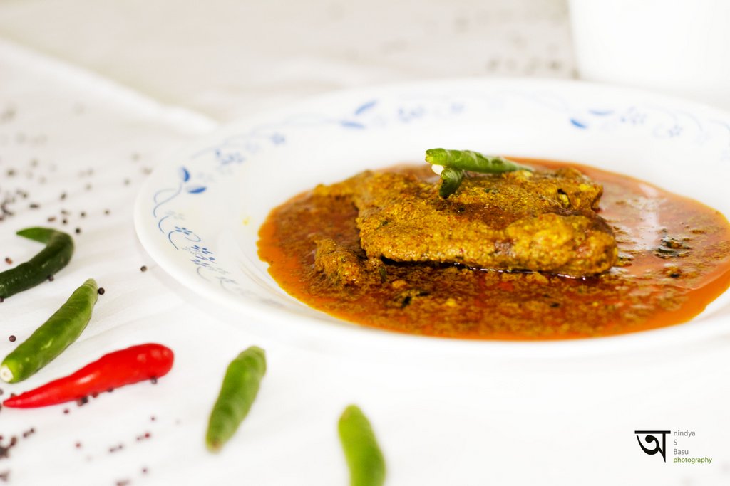 Pomfret Tel Jhal – Hot and Spicy Pomfret Fish Curry