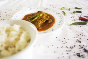 Hot and spicy Pomphret fish curry 1