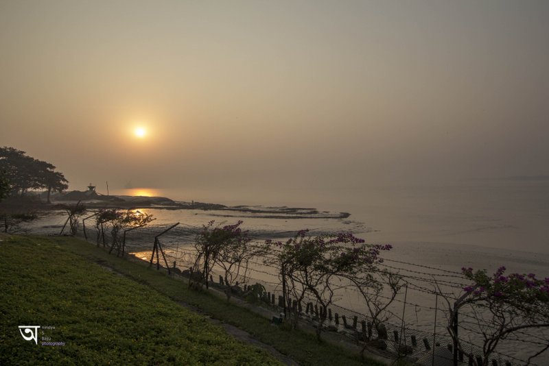 Sunrise at ganga Kutir in raichak on Ganges