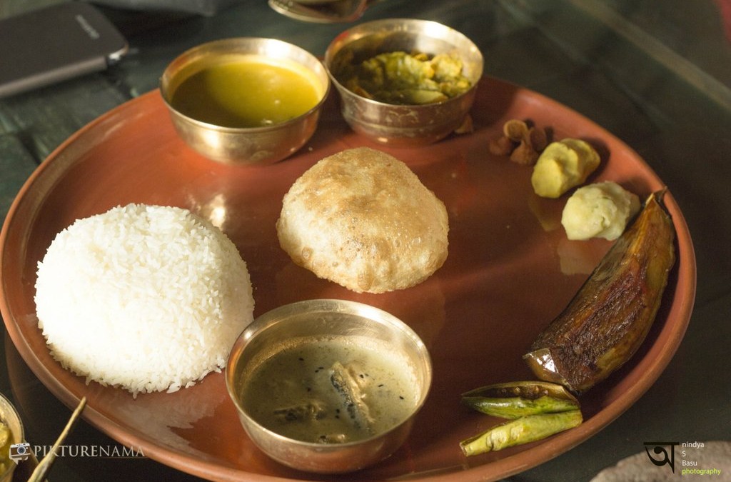 Lunch at Sonar Tori Kolkata at Ganga Kutir, Ffort Raichak