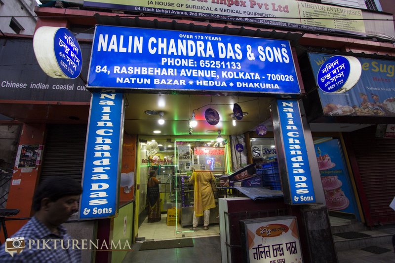 Nalin Chandra das in 10 best sweet shops in kolkata by pikturenama