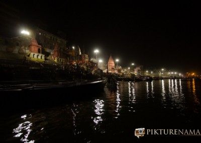 Varanasi ghats by nights by pikturenama --15