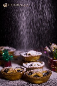 Mince Pie with Borosil OTG snowing