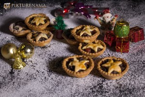 Mince Pie with Borosil OTG mince pies and jingle bells