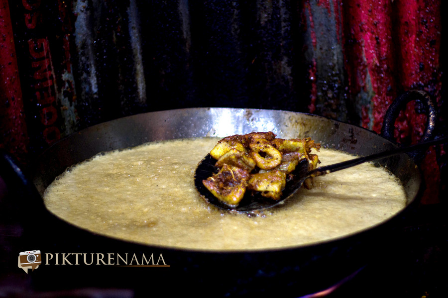 Fresh deep fried Khayyam Chowk Srinagar