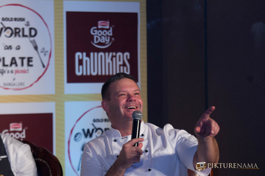 Rendezvous with Masterchef Australia Judges Gary with crowd