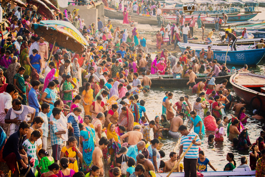 Varanasi diaries – People photography along the Varanasi ghats in morning