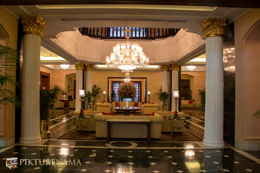 Oberoi Grand Kolkata lobby