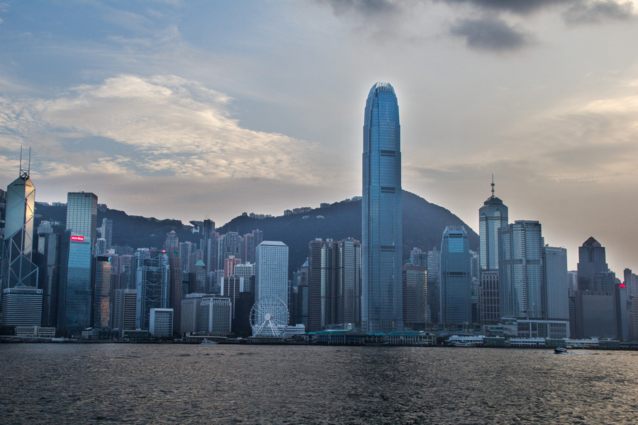 Sunset cruise Hong Kong12