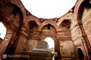 Qutub Minar and Qutub complex Iltutmish tomb