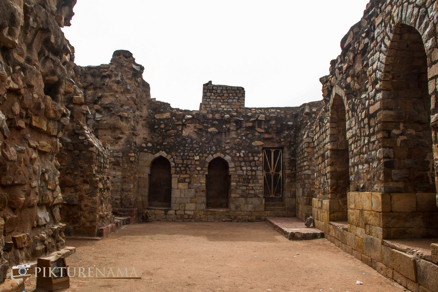 Qutub Minar and Qutub complex Alauddin Khilji tomb and Madrasa