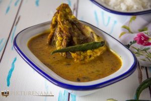 Machher Muro diye dal or dal cooked with fish head 3
