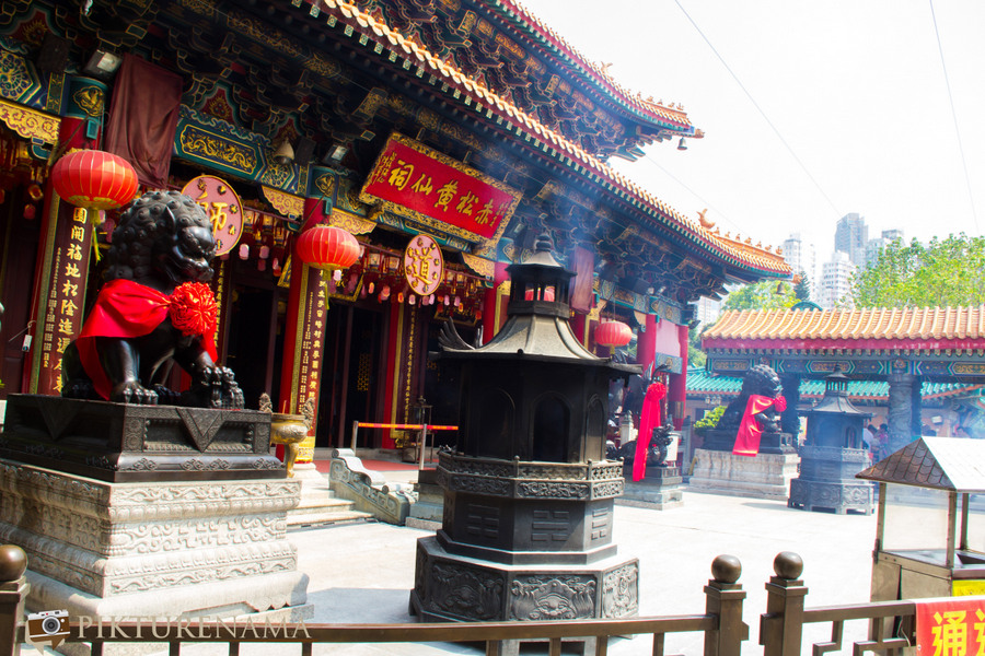 Wong Tai Sin temple HongKong and Man Mo Temple 17