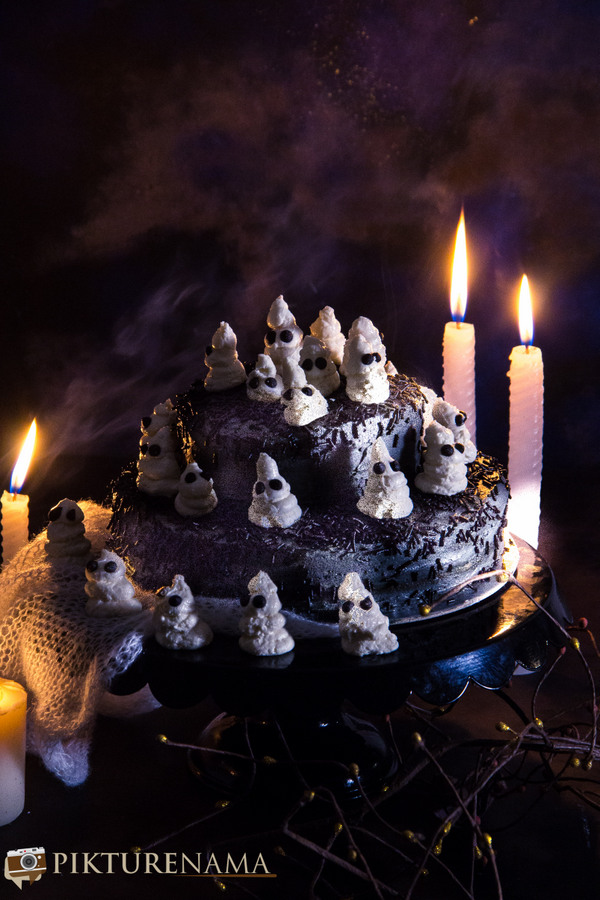 Halloween Ghost cake - 10