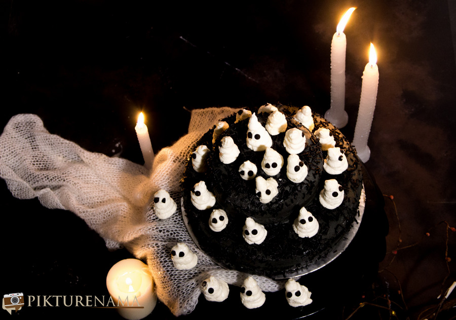 Halloween Ghost cake - 6