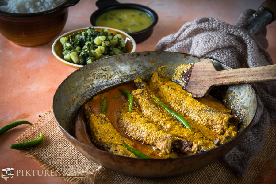 Parshe Macher Jhal and the obsession of finding the side bone in the fish