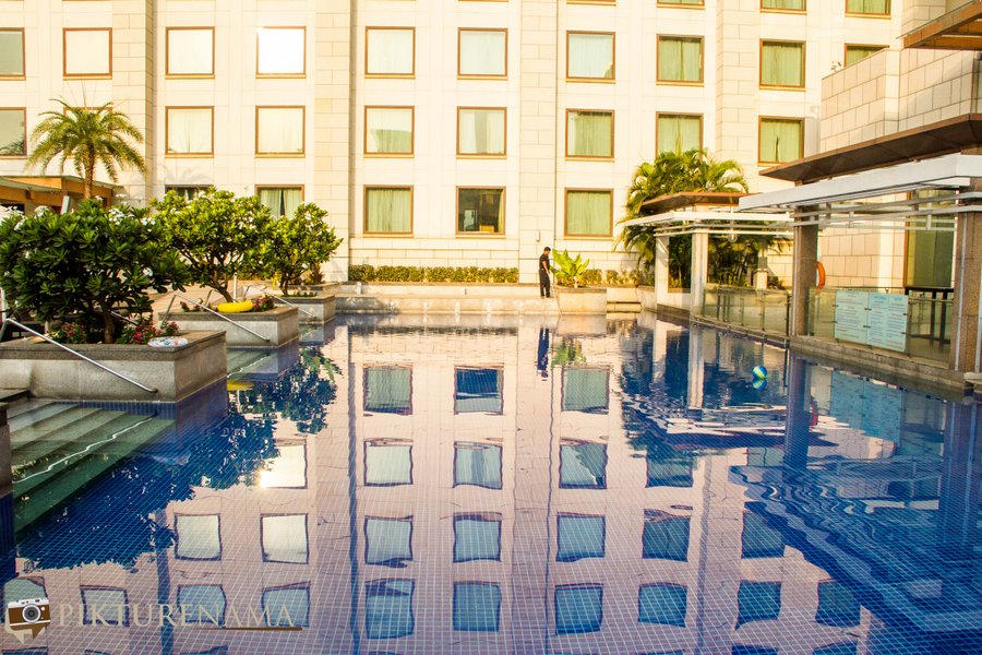 Novotel Hyderabad Airport the swimming pool