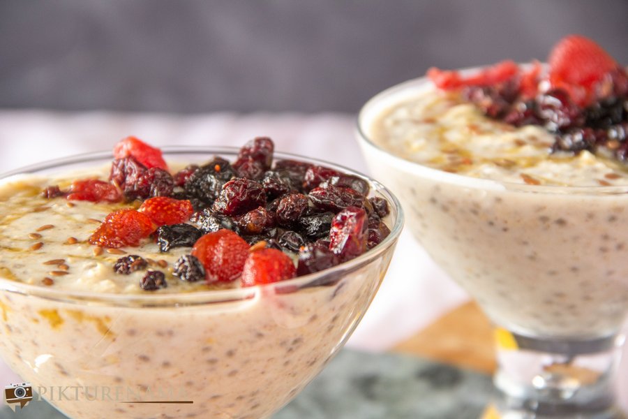 Overnight oats bowl with mixed berries- Easy and delicious