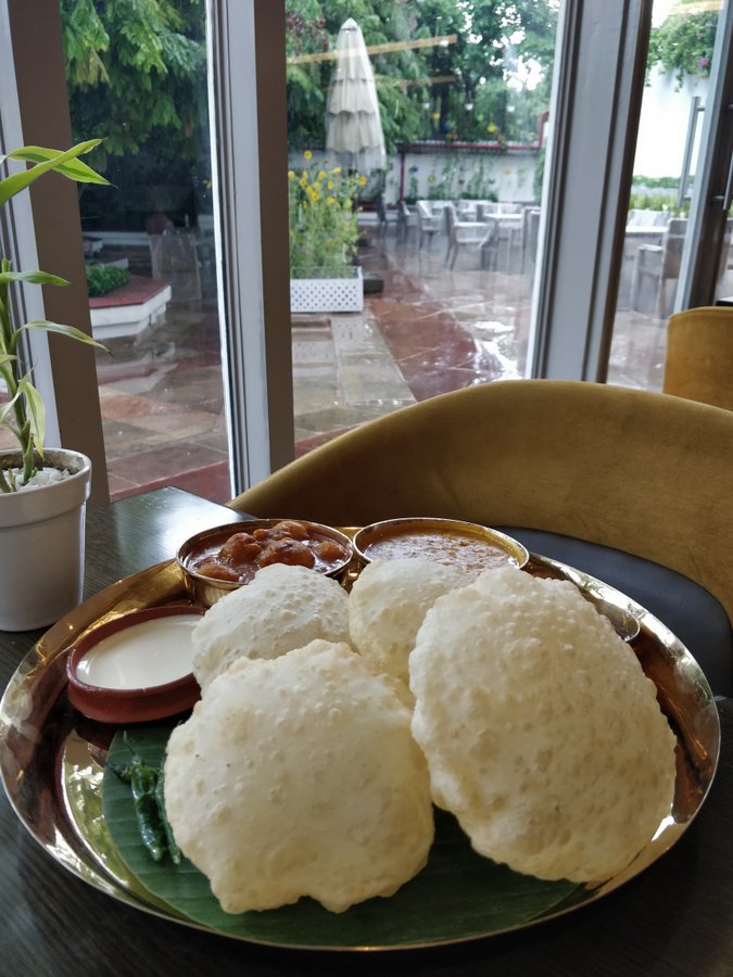 Luchi for breakfast at Cal 27