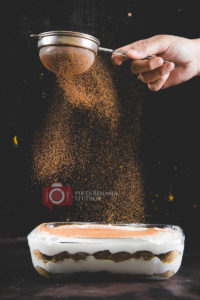 Tiramisu coffee dusting
