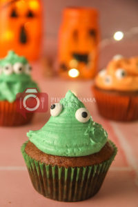 Hallween Pumpkin Cupcakes - 7
