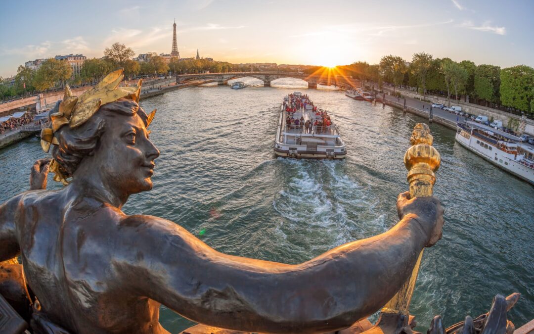 A Gastronomic Journey: Restaurants at Seine River and Captivating Sights Along the Way