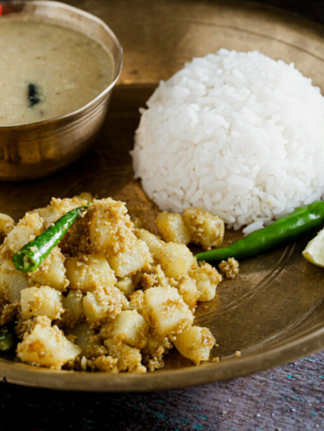 Essentials of a Bengali Vegetarian Lunch